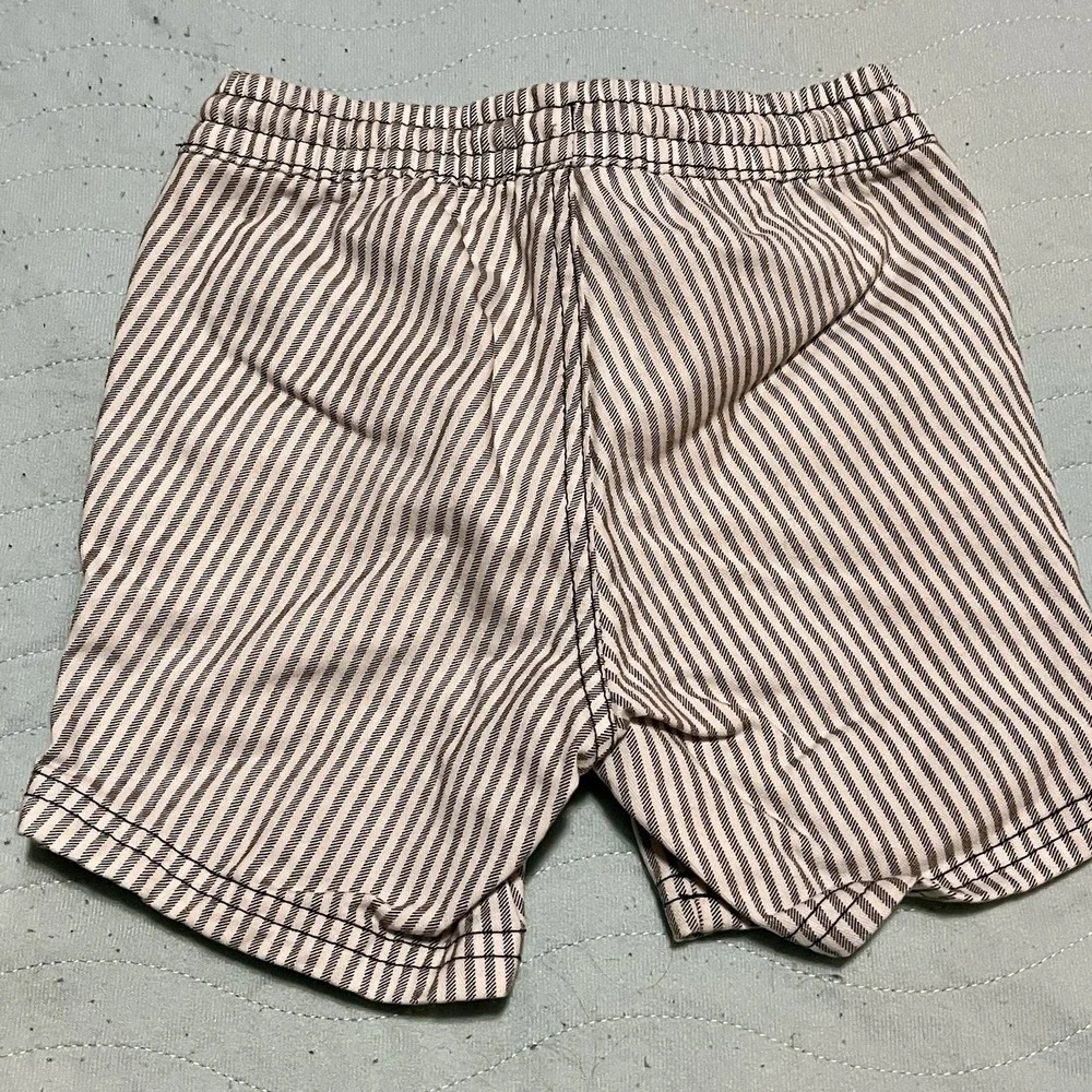 Old Navy Toddler Boy's Shorts -‎ Two Pair - 2T Gray Stripes/Blue Plaid
